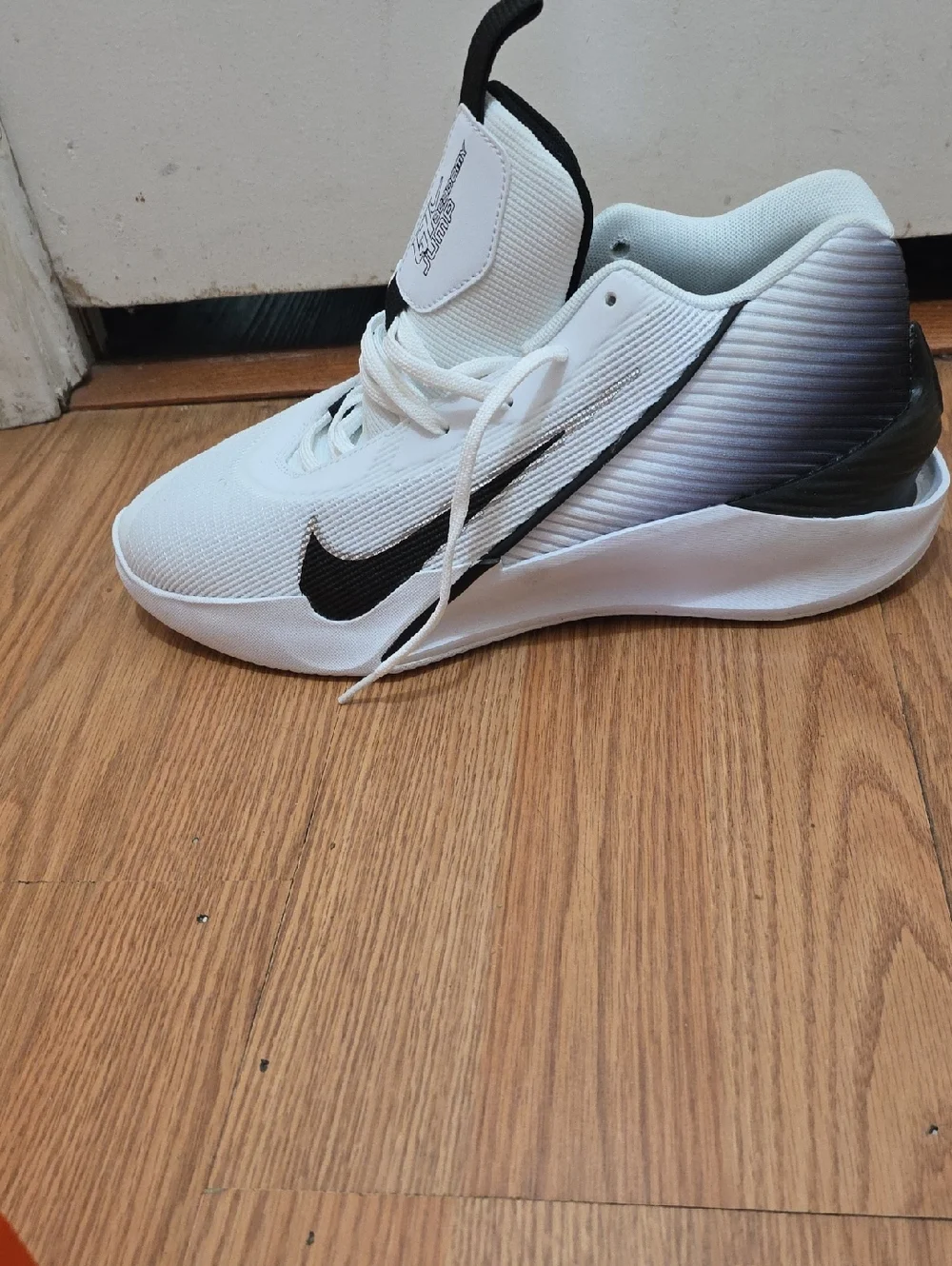 Nike G.T Jump Academy Men's Shoes
